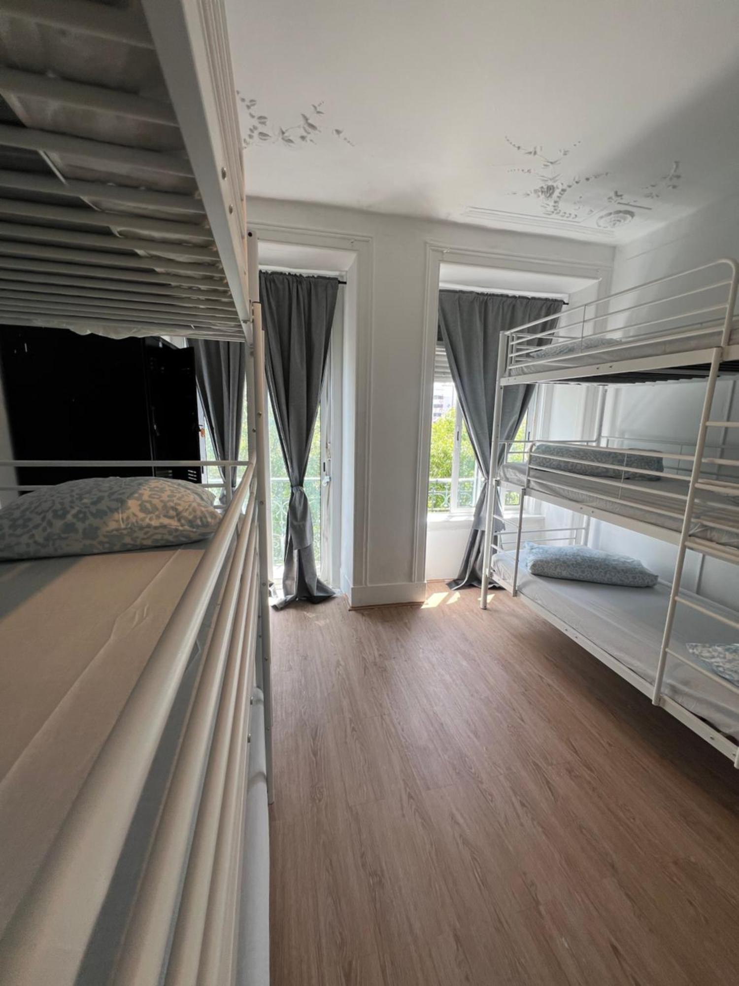 Bagetti Hostel Only For Girls Lisboa Екстериор снимка